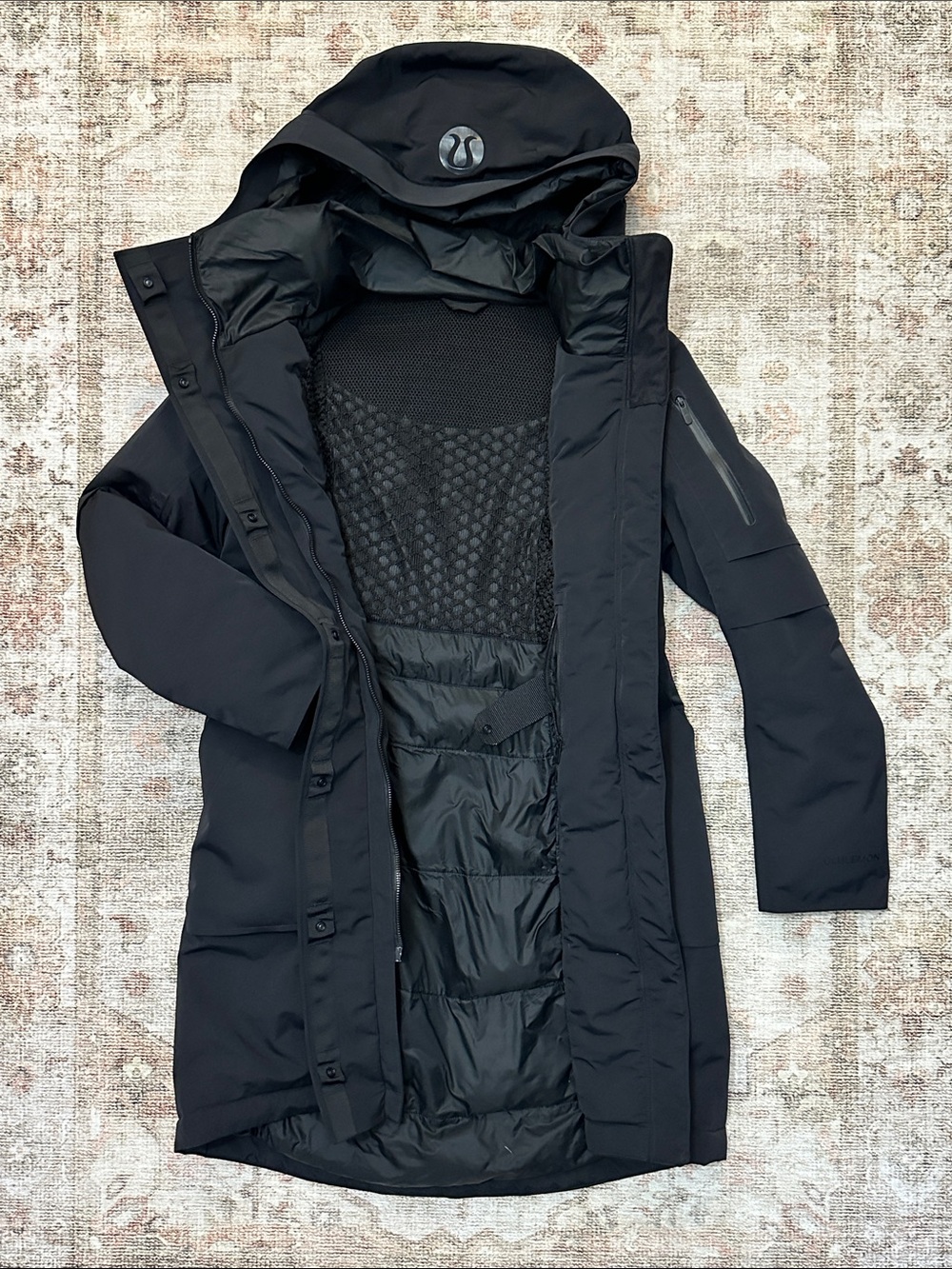 Woman’s Black Size 2 Lululemon Athletica Winter Warrior 3-in-1 Parka - Picture 2 of 6